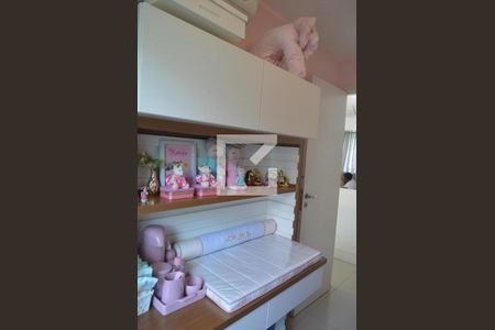 Apartamento à venda com 167m², 3 quartos e 2 vagasQuarto