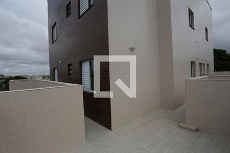 Apartamento para alugar com 110m², 2 quartos e sem vagaVaranda