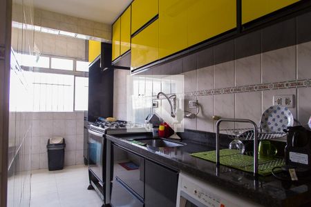 Apartamento à venda com 58m², 2 quartos e 1 vagaCozinha