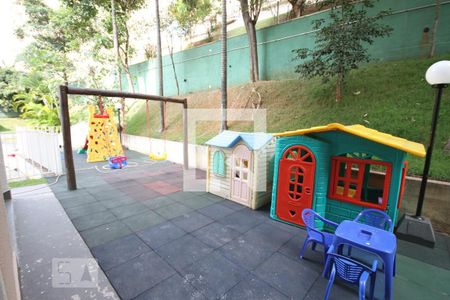 Apartamento à venda com 98m², 2 quartos e 2 vagas Apartamento à venda com 98m², 2 quartos e 2 vagasPlayground