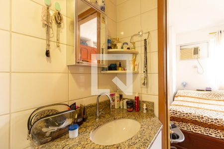 Apartamento à venda com 59m², 2 quartos e 1 vaga Apartamento à venda com 59m², 2 quartos e 1 vagaDetalhe do Banheiro da Suíte