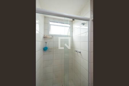 Apartamento à venda com 59m², 2 quartos e 1 vaga Apartamento à venda com 59m², 2 quartos e 1 vagaDetalhe do Banheiro Social