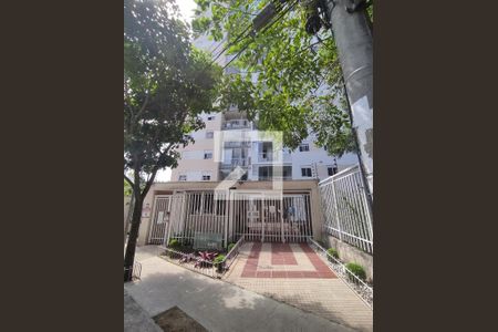 Apartamento para alugar com 64m², 3 quartos e 1 vaga Apartamento para alugar com 64m², 3 quartos e 1 vagaFachada