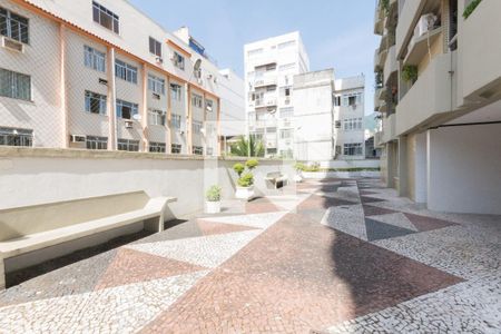 Apartamento para alugar com 70m², 2 quartos e 1 vagaÁrea comum