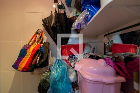 Apartamento à venda com 70m², 2 quartos e 1 vagaBanheiro de Serviço