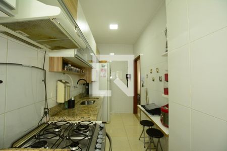 Apartamento para alugar com 70m², 2 quartos e 1 vagaCozinha