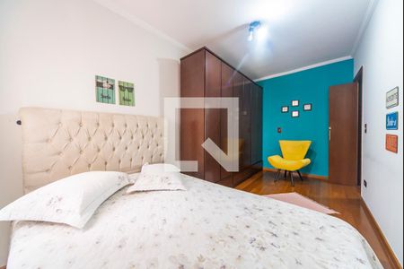 Casa à venda com 231m², 3 quartos e 2 vagasQuarto 2