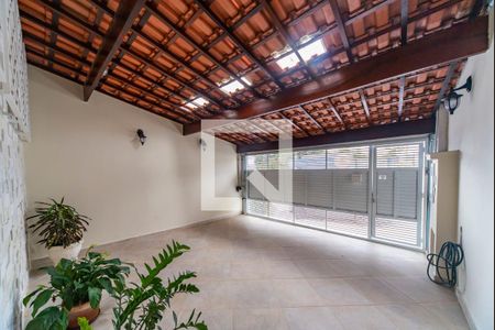 Casa à venda com 231m², 3 quartos e 2 vagasGaragem
