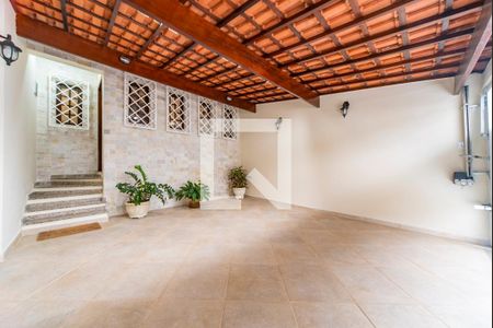 Casa à venda com 231m², 3 quartos e 2 vagasGaragem