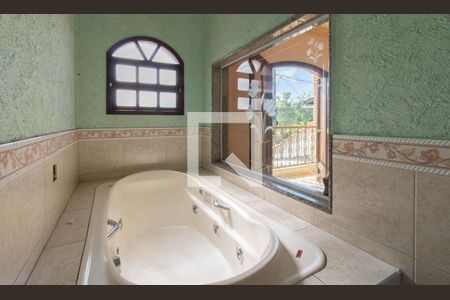 Casa à venda com 124m², 3 quartos e 2 vagasBanheiro da Suíte