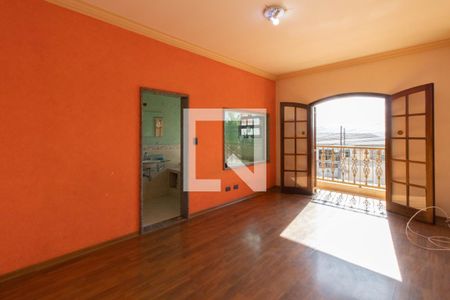 Casa à venda com 124m², 3 quartos e 2 vagasSuíte