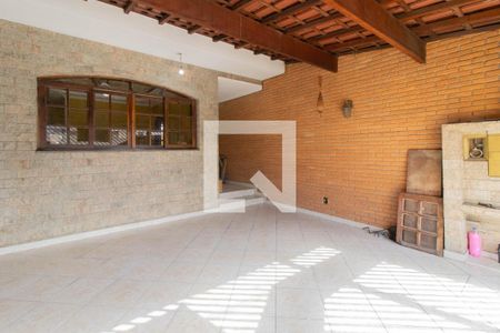 Casa à venda com 124m², 3 quartos e 2 vagasGaragem