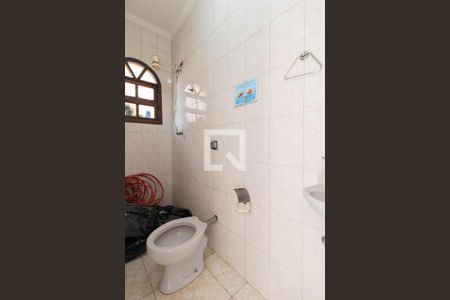 Casa à venda com 124m², 3 quartos e 2 vagasBanheiro de Serviço