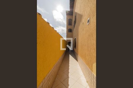 Casa à venda com 124m², 3 quartos e 2 vagasCorredor Lateral