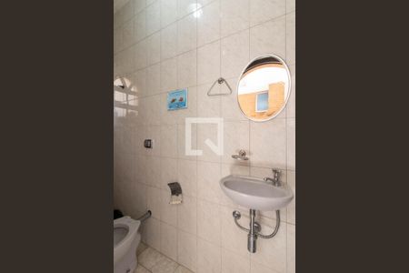 Casa à venda com 124m², 3 quartos e 2 vagasBanheiro de Serviço