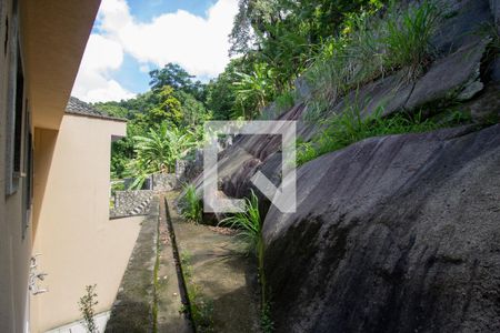 Casa à venda com 350m², 3 quartos e 1 vagaÁrea