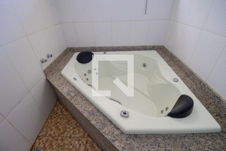 Casa à venda com 350m², 3 quartos e 1 vagaBanheiro da Suíte 1