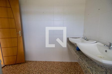 Casa à venda com 350m², 3 quartos e 1 vagaBanheiro da Suíte 1