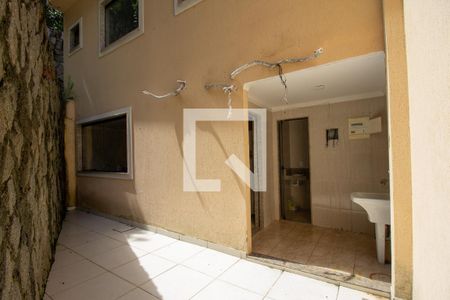 Casa à venda com 350m², 3 quartos e 1 vagaÁrea de Serviço