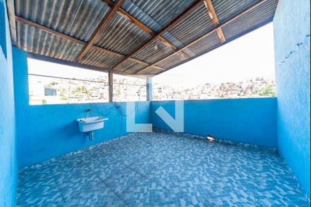 Casa à venda com 150m², 3 quartos e 2 vagas Casa à venda com 150m², 3 quartos e 2 vagasVaranda de Serviço