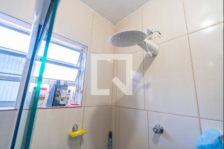Casa à venda com 150m², 3 quartos e 2 vagas Casa à venda com 150m², 3 quartos e 2 vagasChuveiro