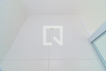 Apartamento à venda com 45m², 2 quartos e sem vagaChuveiro