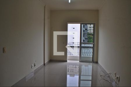 Apartamento para alugar com 68m², 2 quartos e 1 vagaSala