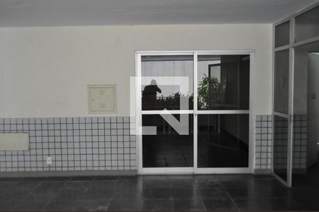 Apartamento para alugar com 68m², 2 quartos e 1 vagaSalão de Festas