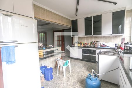 Casa à venda com 503m², 4 quartos e sem vagaCozinha