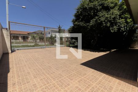Casa à venda com 600m², 5 quartos e 20 vagasGaragem