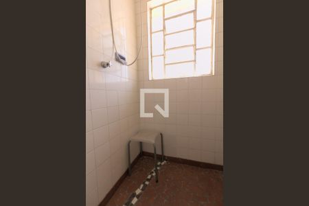 Casa à venda com 600m², 5 quartos e 20 vagasBanheiro de Serviço