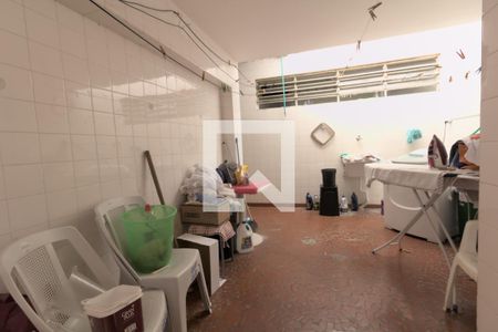 Casa à venda com 600m², 5 quartos e 20 vagasÁrea de Serviço