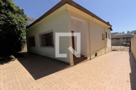 Casa à venda com 600m², 5 quartos e 20 vagasFachada Interna da Casa
