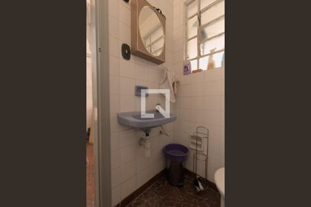 Casa à venda com 600m², 5 quartos e 20 vagasBanheiro de Serviço