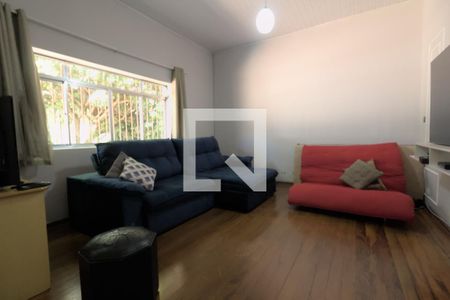 Sala de TV de casa à venda com 5 quartos, 600m² em Lapa, São Paulo
