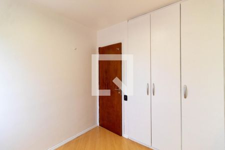 Apartamento à venda com 77m², 3 quartos e 2 vagasQuarto 2
