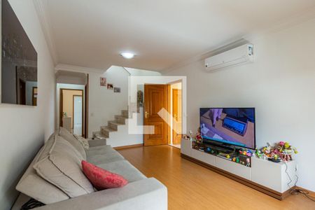 Sala de casa para alugar com 3 quartos, 266m² em Lar São Paulo, São Paulo