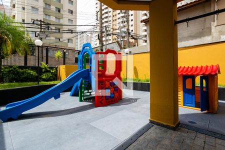 Apartamento à venda com 65m², 2 quartos e 1 vaga Apartamento à venda com 65m², 2 quartos e 1 vagaÁrea comum - Playground
