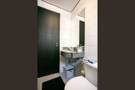 Apartamento à venda com 65m², 2 quartos e 1 vaga Apartamento à venda com 65m², 2 quartos e 1 vagaBanheiro da suíte