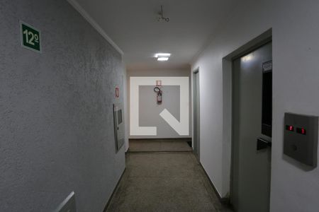 Apartamento à venda com 90m², 3 quartos e 1 vagaHall social