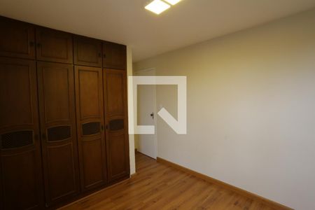 Apartamento à venda com 90m², 3 quartos e 1 vagaQuarto 2