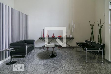 Apartamento para alugar com 37m², 1 quarto e 1 vagaHall