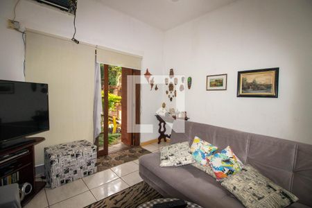 Sala de casa à venda com 4 quartos, 280m² em São João, Porto Alegre