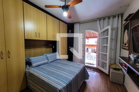 Casa à venda com 150m², 3 quartos e 2 vagasSuíte