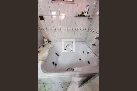 Casa à venda com 150m², 3 quartos e 2 vagasBanheiro da Suíte