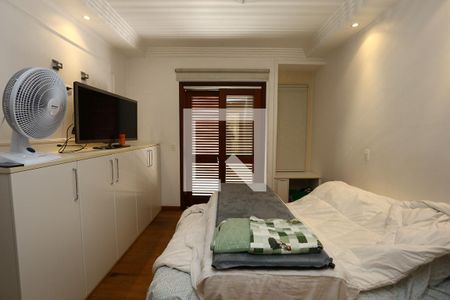 Casa de condomínio para alugar com 335m², 3 quartos e 4 vagassuíte 1