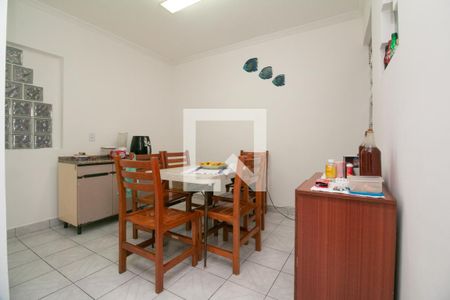 Casa à venda com 200m², 5 quartos e 2 vagasCopa