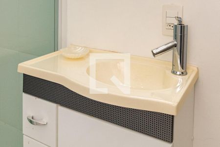 Apartamento para alugar com 55m², 1 quarto e sem vagaBanheiro - Pia