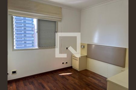 Apartamento à venda com 186m², 3 quartos e 2 vagasSuíte