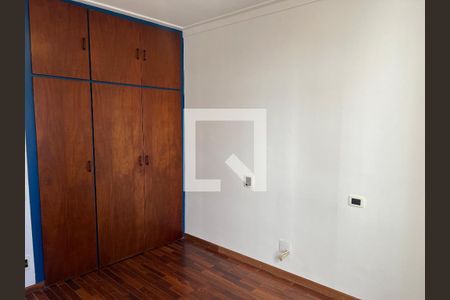Apartamento à venda com 186m², 3 quartos e 2 vagasQuarto 1
